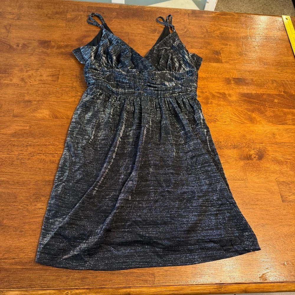 NWT BCBGeneration Black and Silver Metallic Textured Fabric dress size 10
